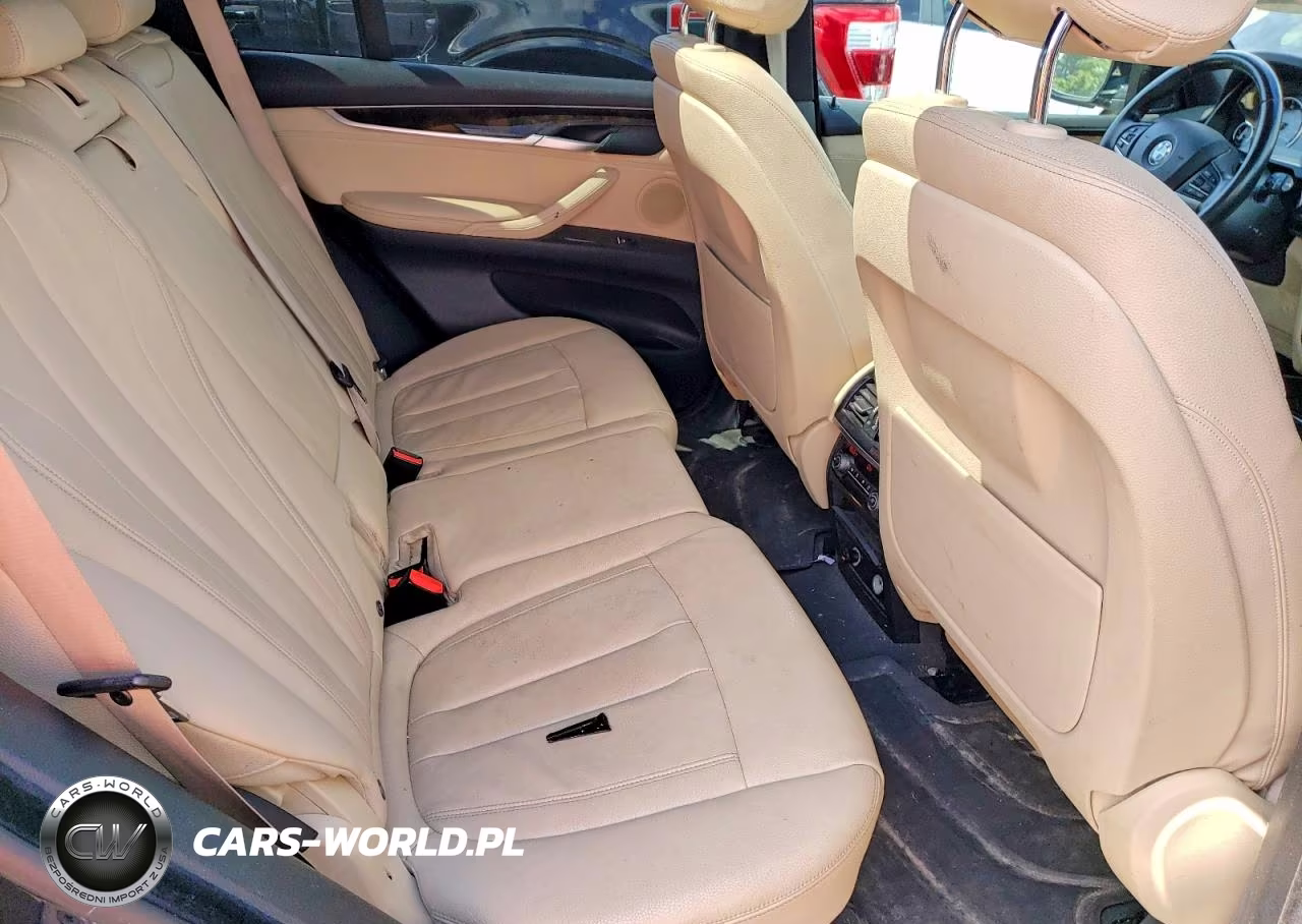 2018 BMW X5 xDrive35I VIN:5UXKR0C59J0Y02939 - 11