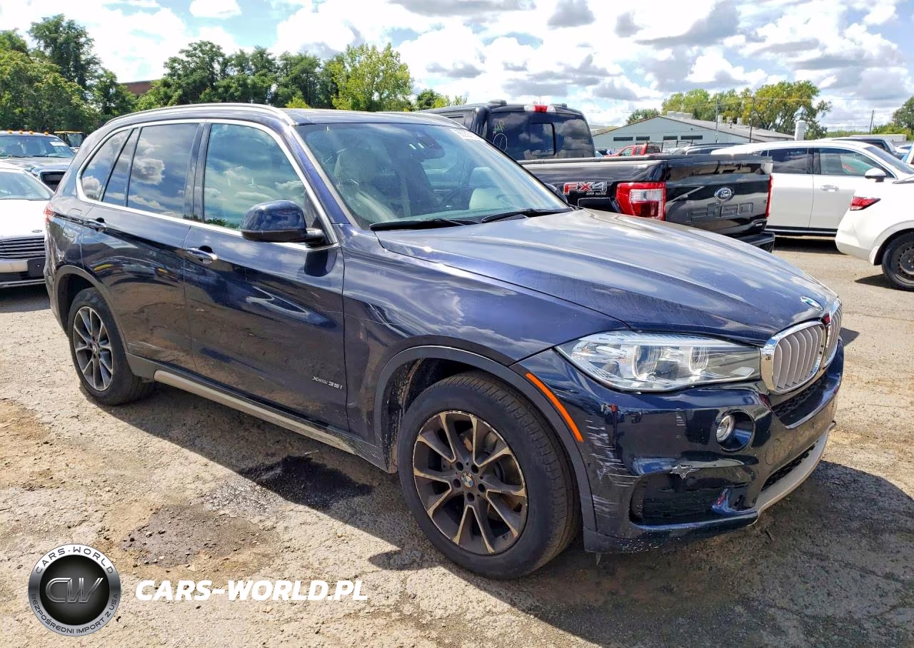 2018 BMW X5 xDrive35I VIN:5UXKR0C59J0Y02939 - 4