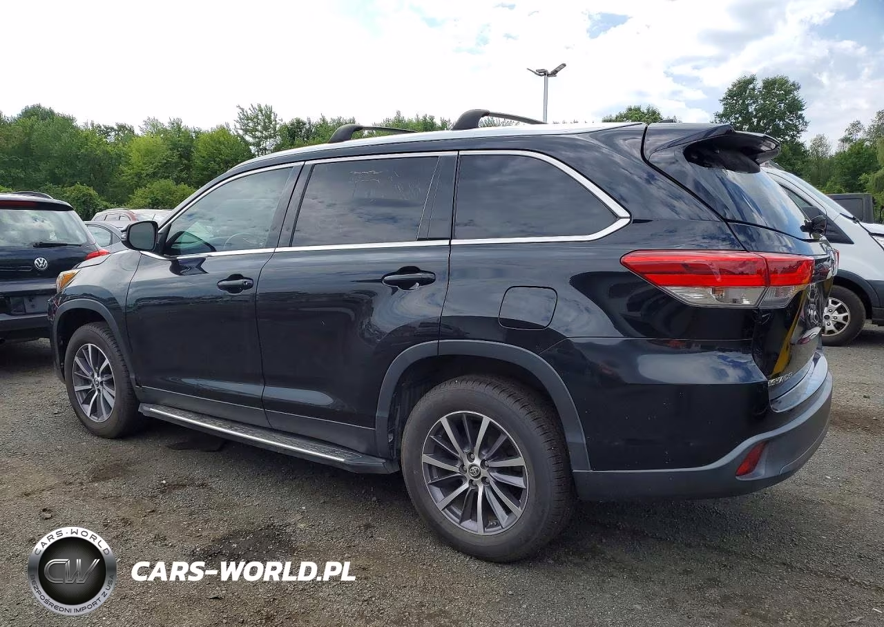 2019 Toyota Highlander Xle VIN:5TDKZRFH1KS554471 - 2