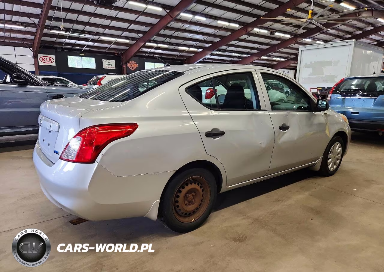 2013 Nissan Versa 1.6 S VIN:3N1CN7AP1DL842991 - 3