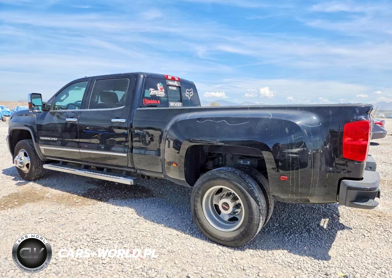 2015 GMC Sierra K3500 Denali VIN:1GT424E81FF667215 - 2