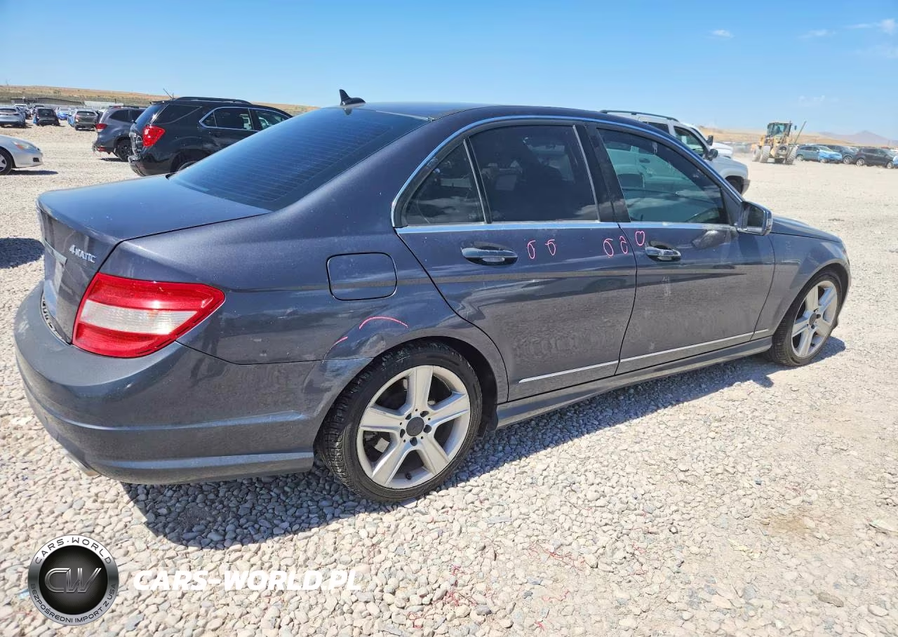 2011 Mercedes-Benz C 300 4Matic VIN:WDDGF8BB3BR151719 - 3