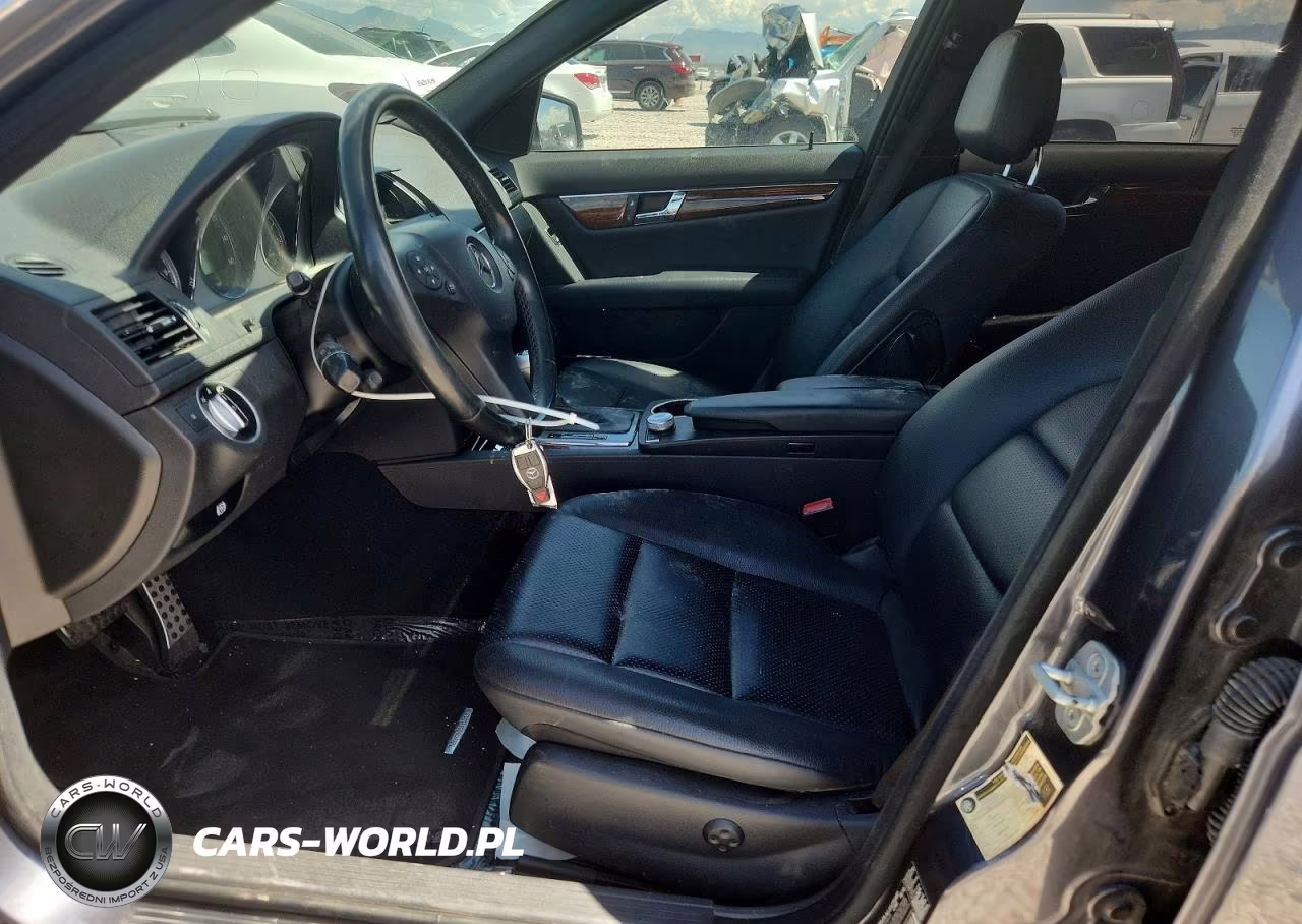 2011 Mercedes-Benz C 300 4Matic VIN:WDDGF8BB3BR151719 - 7