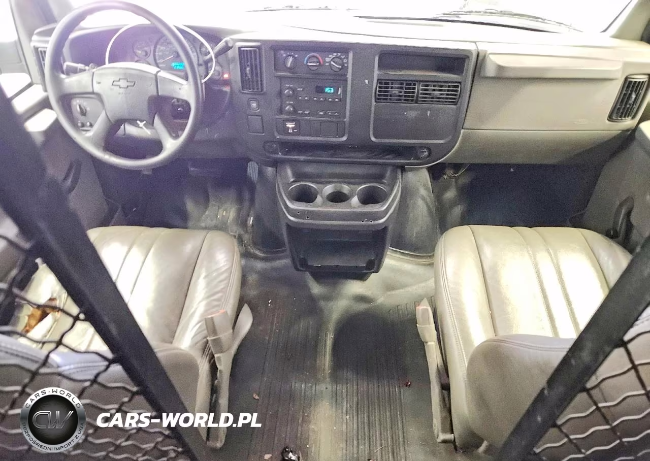 2006 Chevrolet Express G2500 VIN:1GCGG25V261106267 - 8