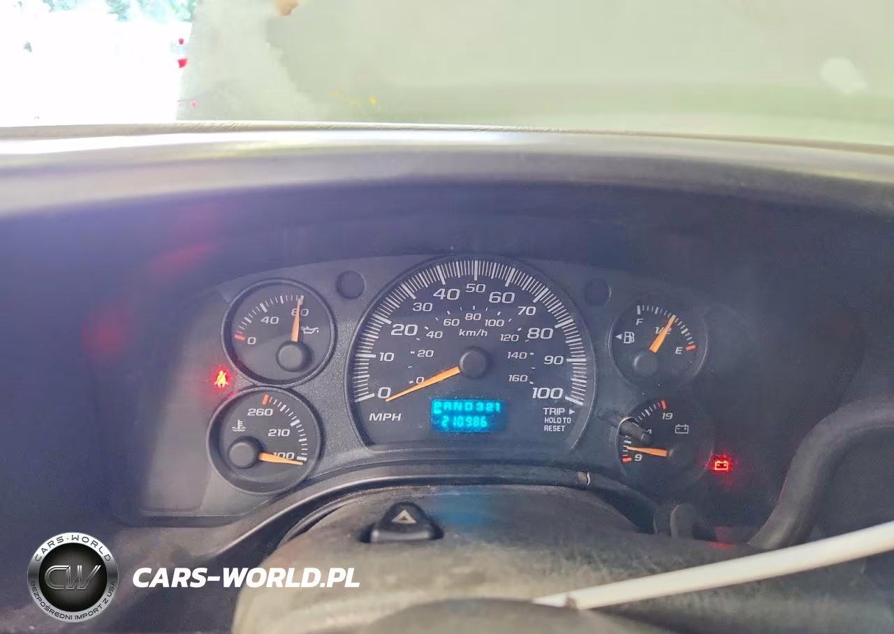 2006 Chevrolet Express G2500 VIN:1GCGG25V261106267 - 9