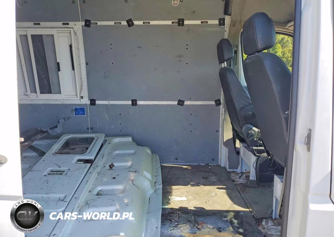 2011 Mercedes-Benz Sprinter 2500 VIN:WD3PE8CCXB5595055 - 11