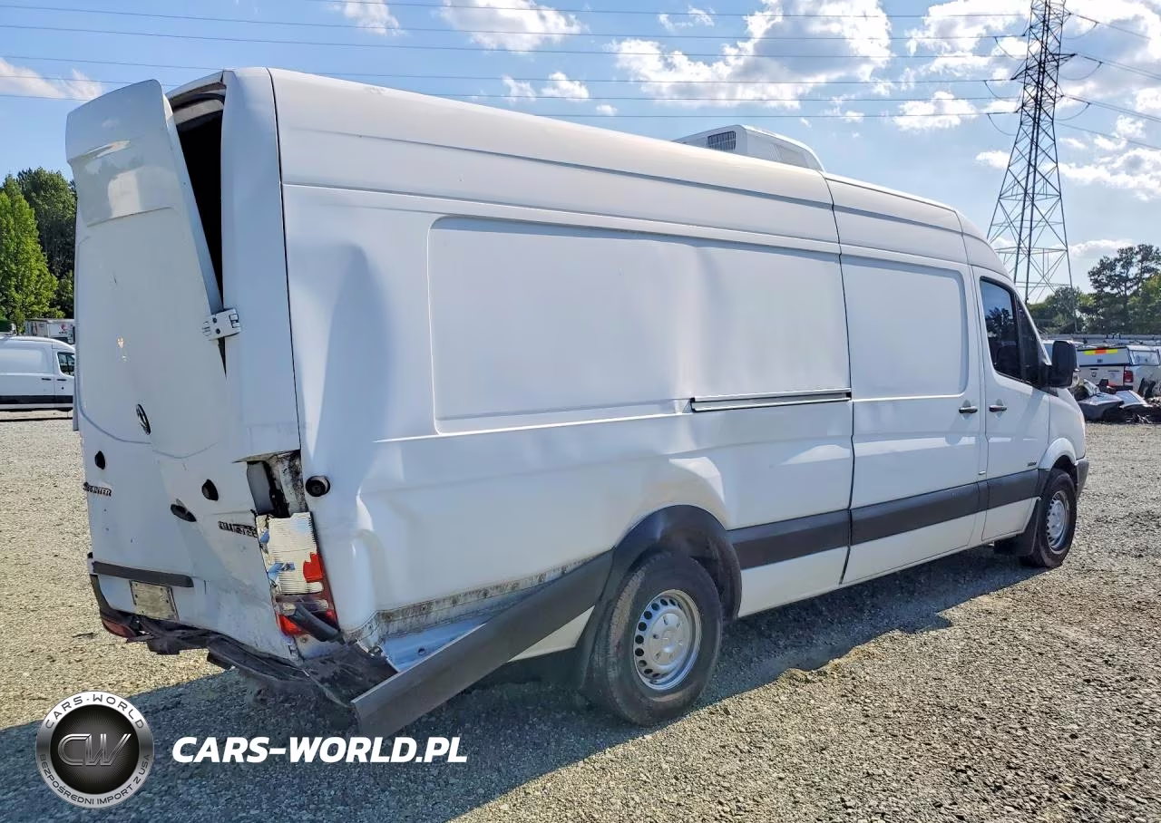 2011 Mercedes-Benz Sprinter 2500 VIN:WD3PE8CCXB5595055 - 3