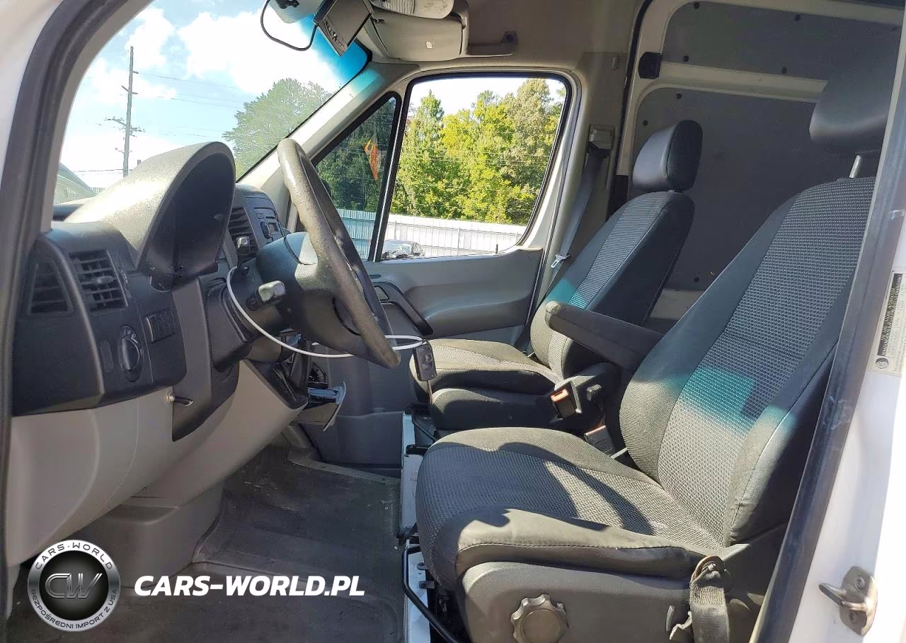 2011 Mercedes-Benz Sprinter 2500 VIN:WD3PE8CCXB5595055 - 7