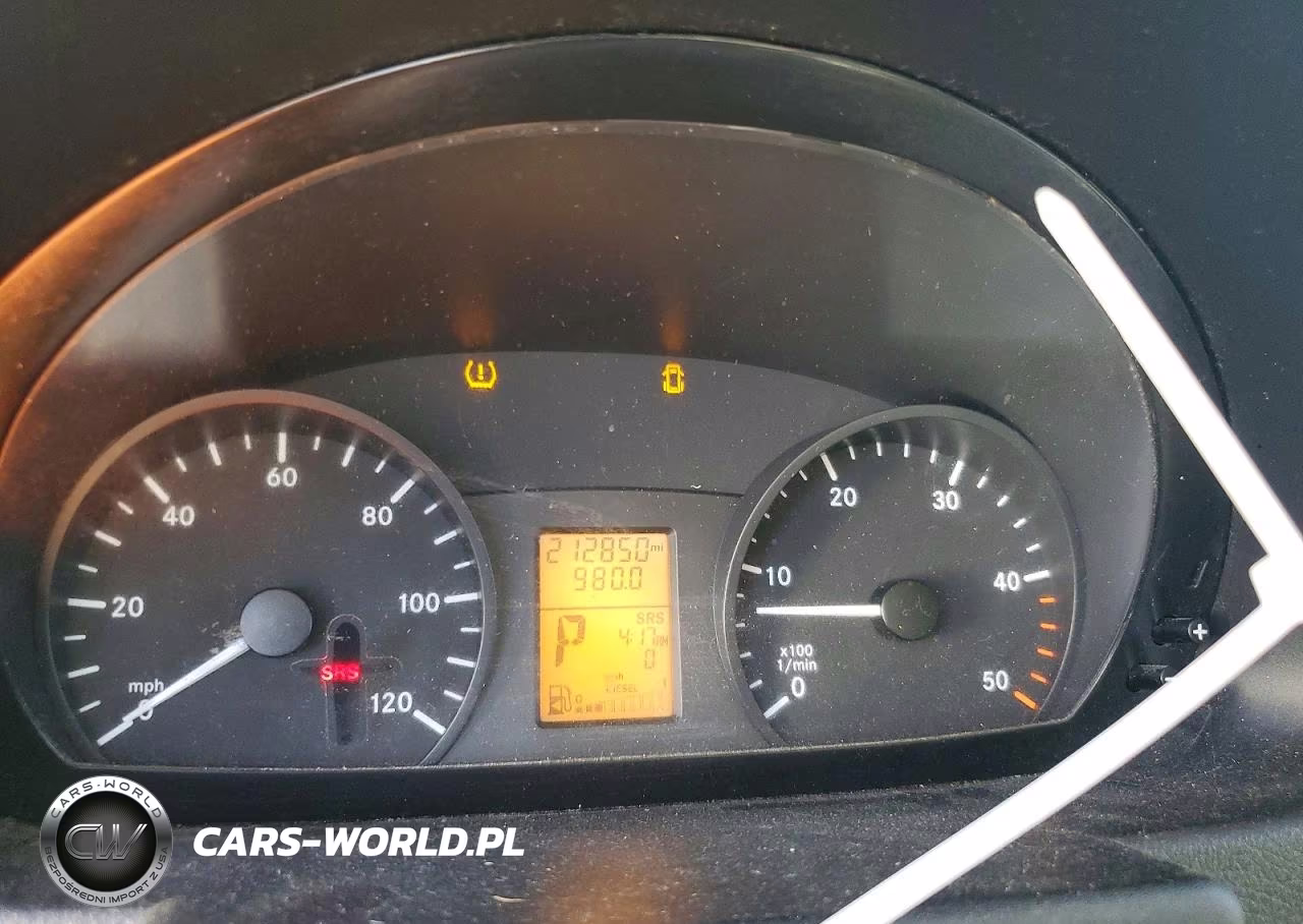 2011 Mercedes-Benz Sprinter 2500 VIN:WD3PE8CCXB5595055 - 9