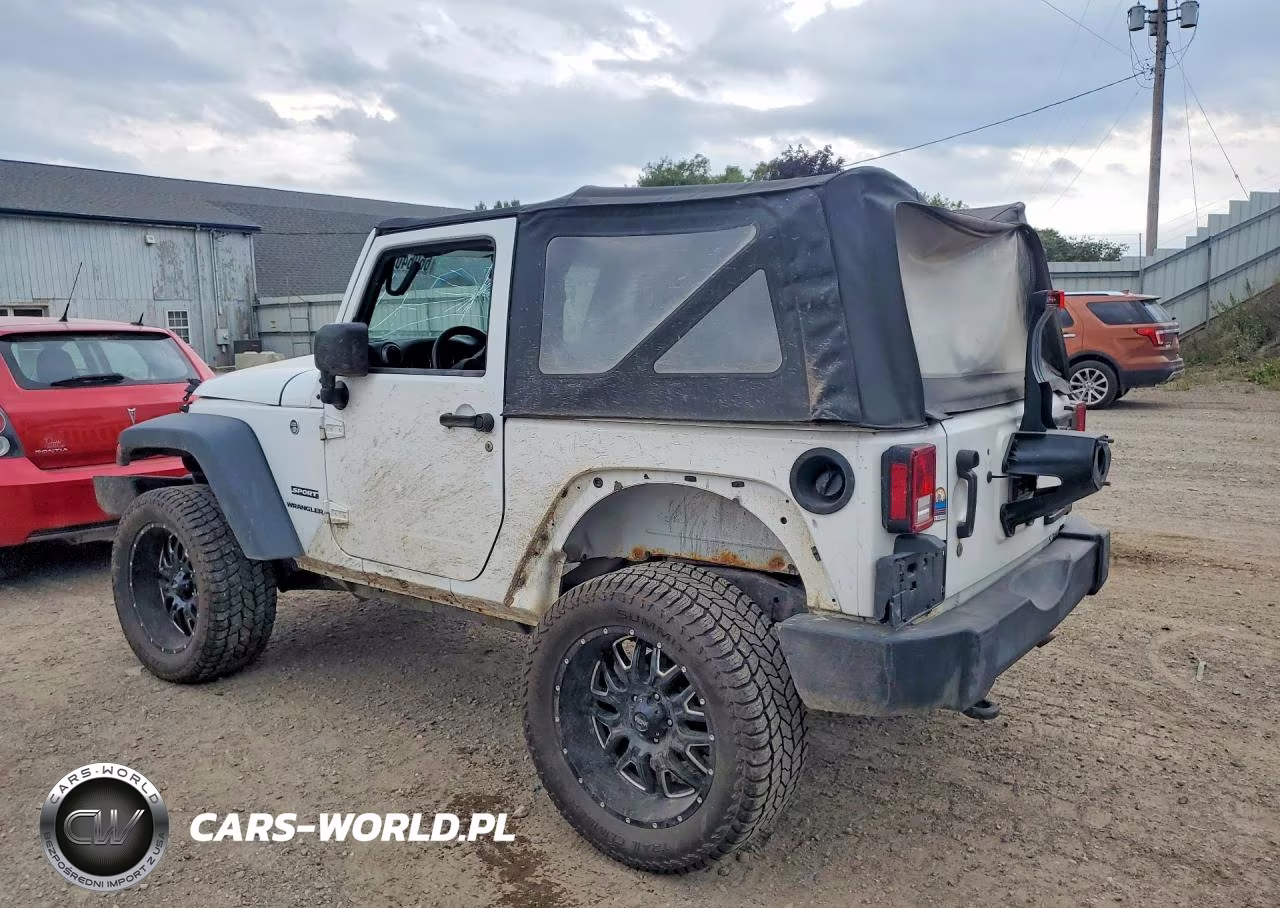 2016 Jeep Wrangler Sport VIN:1C4AJWAG0GL267485 - 2
