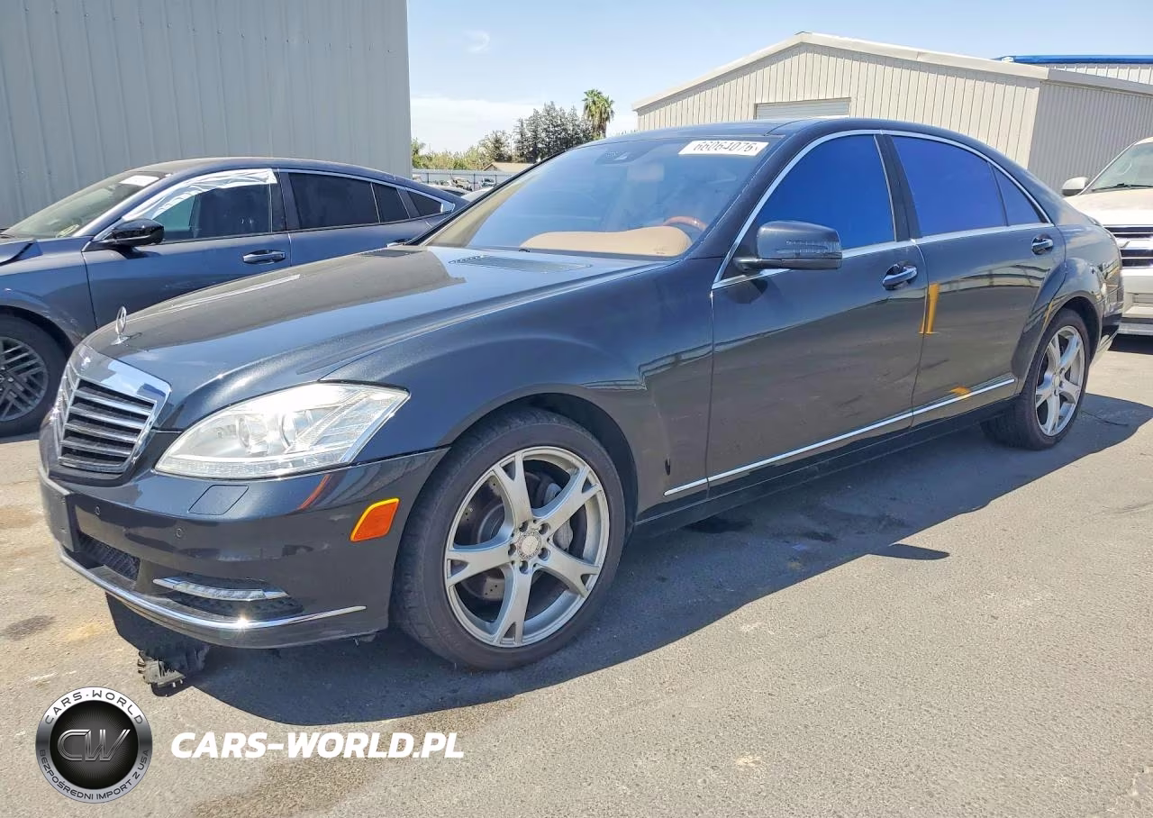 2013 Mercedes-Benz S 550 4Matic