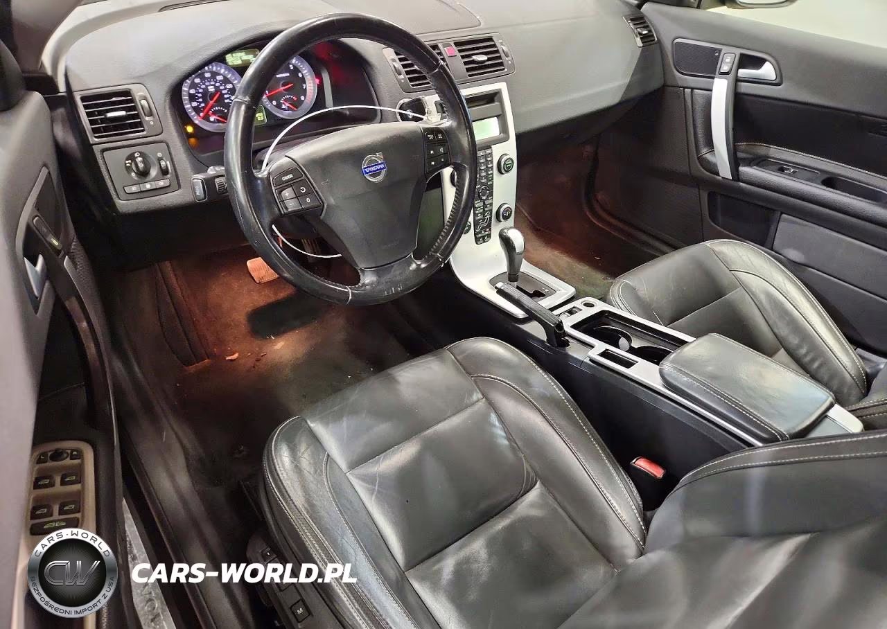 2012 Volvo C70 T5 VIN:YV1672MC7CJ129626 - 8