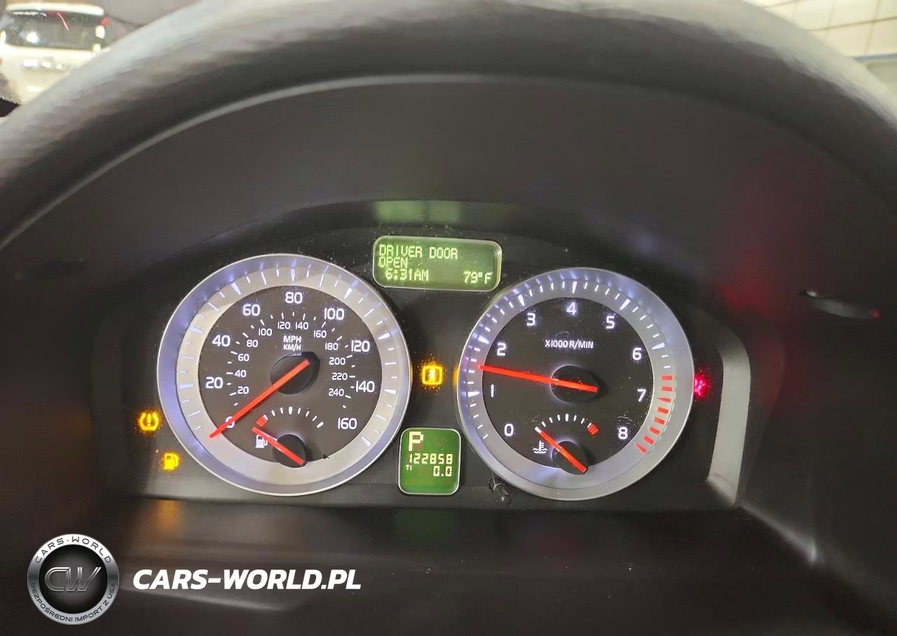 2012 Volvo C70 T5 VIN:YV1672MC7CJ129626 - 9