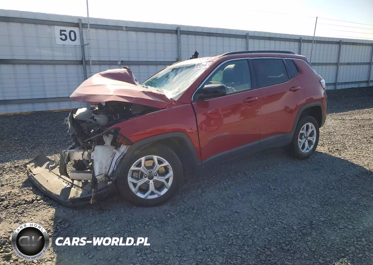 2025 Jeep Compass Latitude – zdjęcie 1 z 14