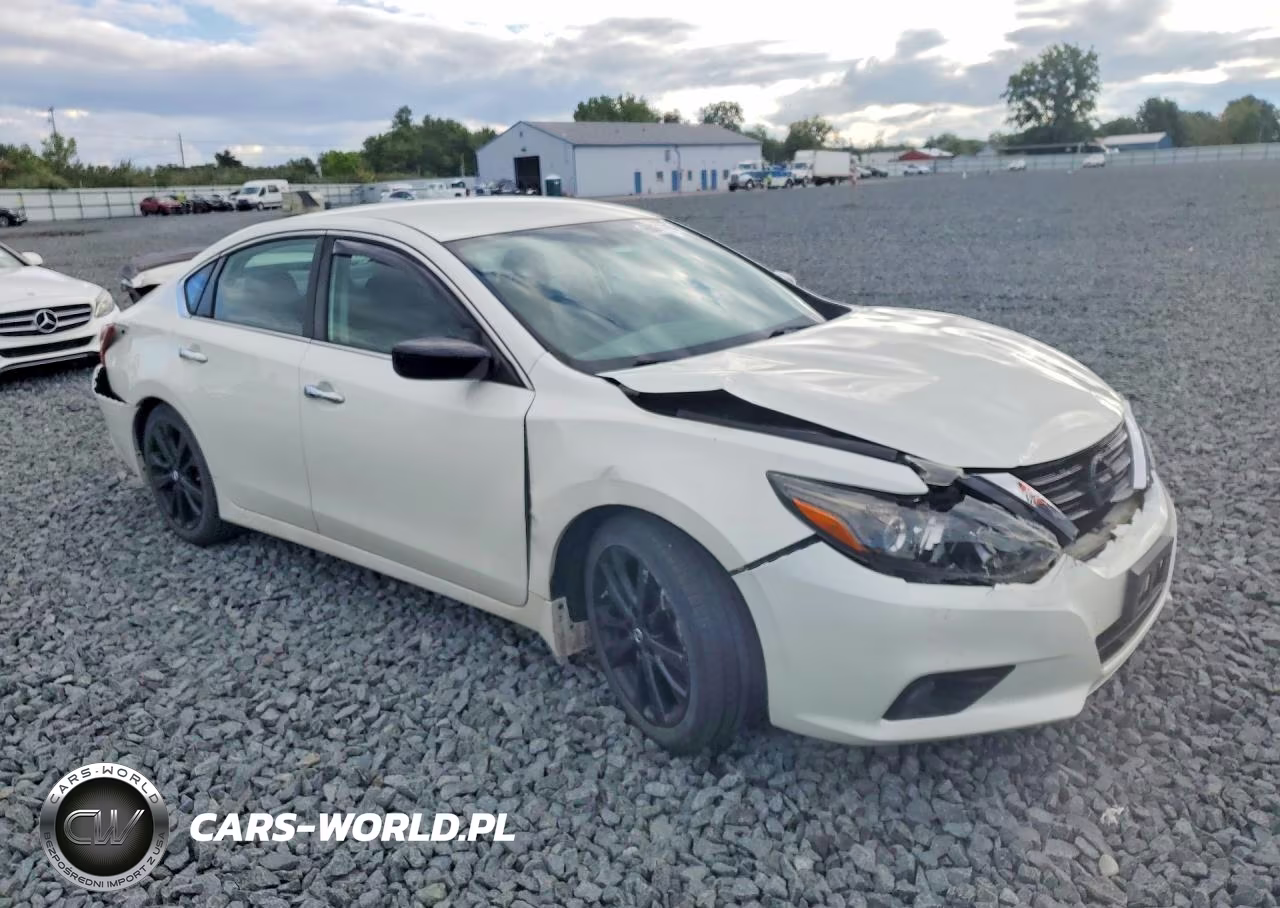 2017 Nissan Altima 2.5 Sr VIN:1N4AL3AP1HC250002 - 4