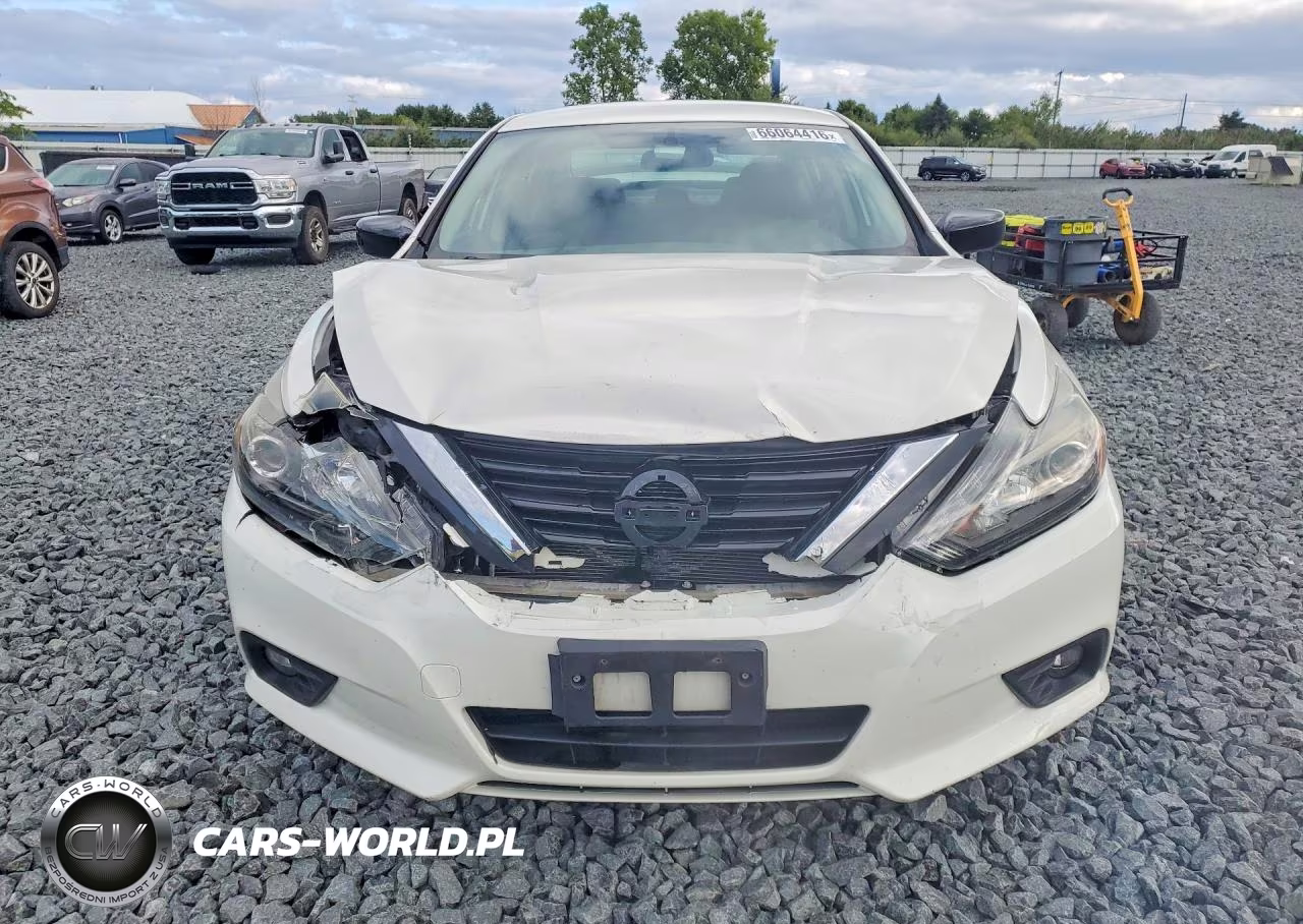 2017 Nissan Altima 2.5 Sr VIN:1N4AL3AP1HC250002 - 5