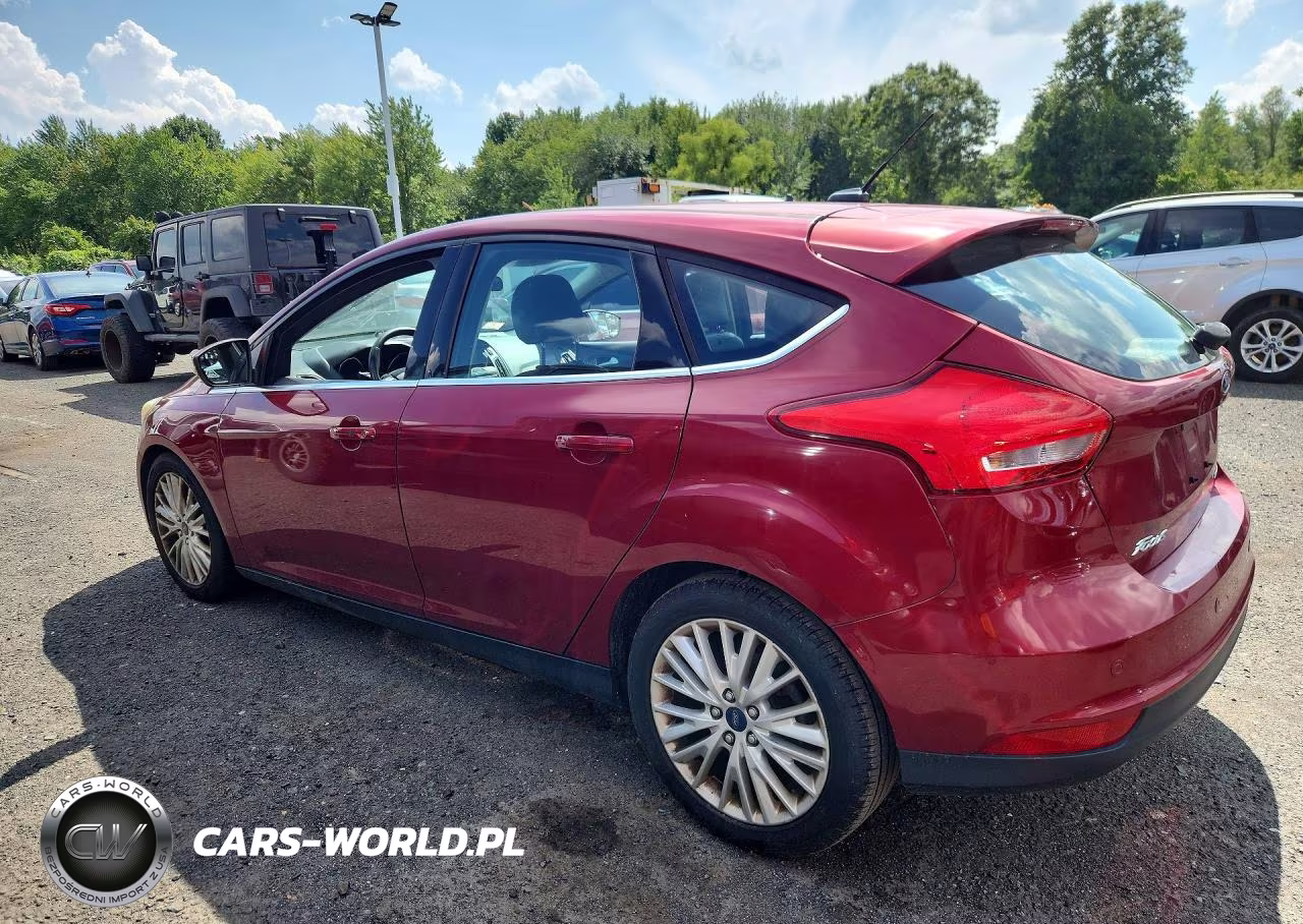 2015 Ford Focus Titanium VIN:1FADP3N23FL227091 - 2