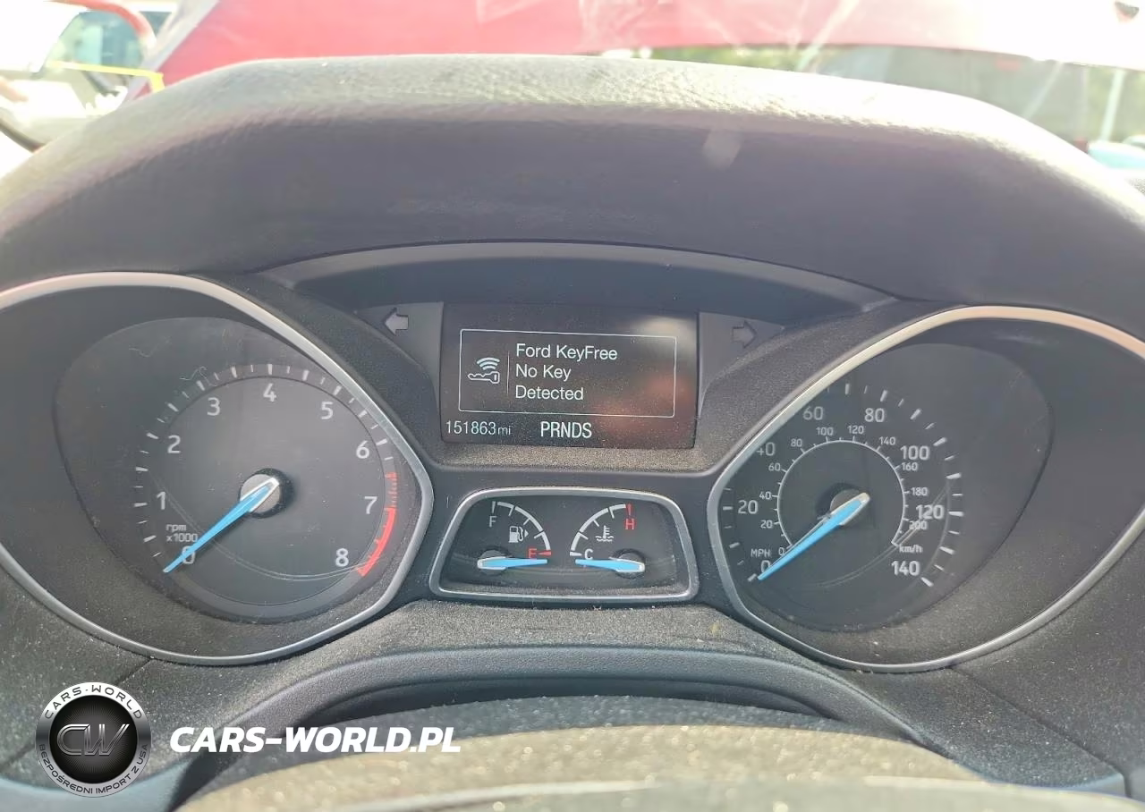2015 Ford Focus Titanium VIN:1FADP3N23FL227091 - 9