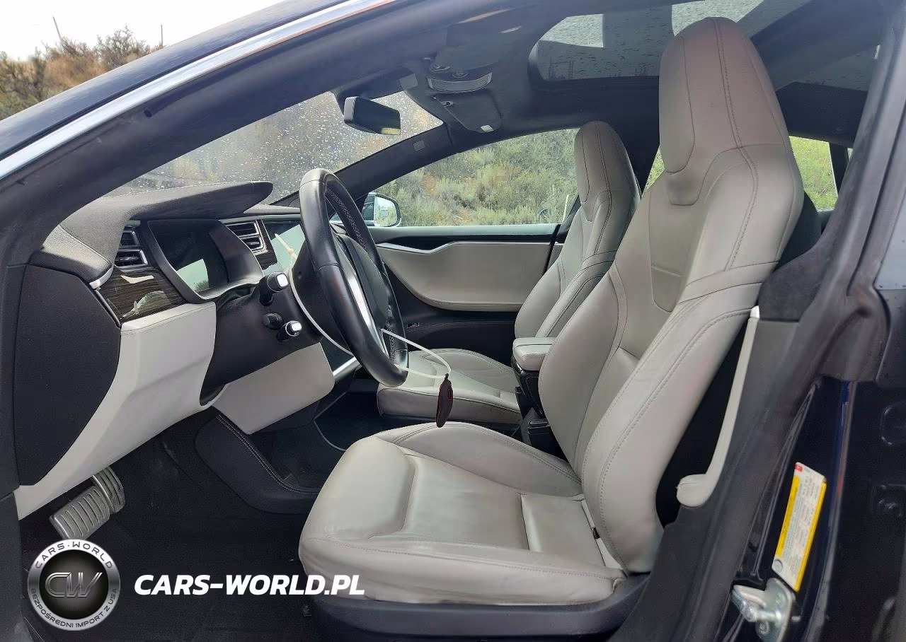 2014 Tesla Model S VIN:5YJSA1H29EFP65556 - 7
