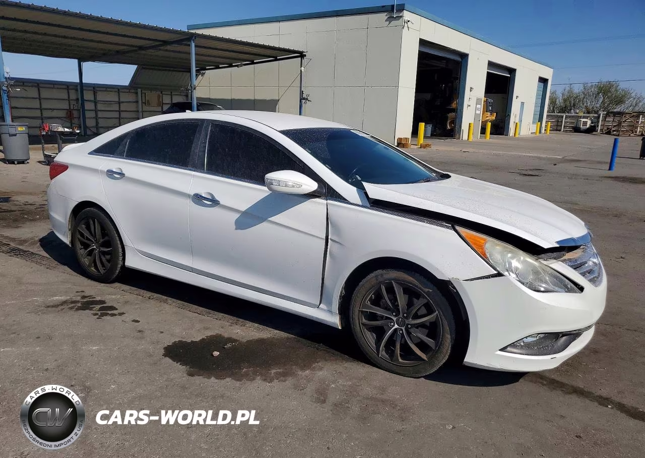 2014 Hyundai Sonata Se VIN:5NPEC4AC4EH871717 - 4