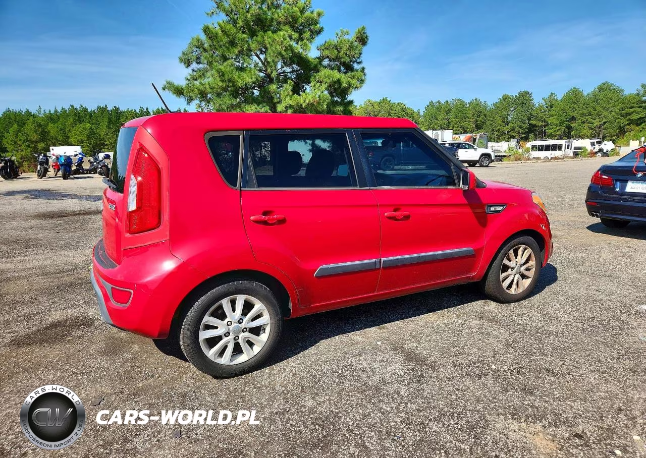2013 Kia Soul Base VIN:KNDJT2A58D7592763 - 3