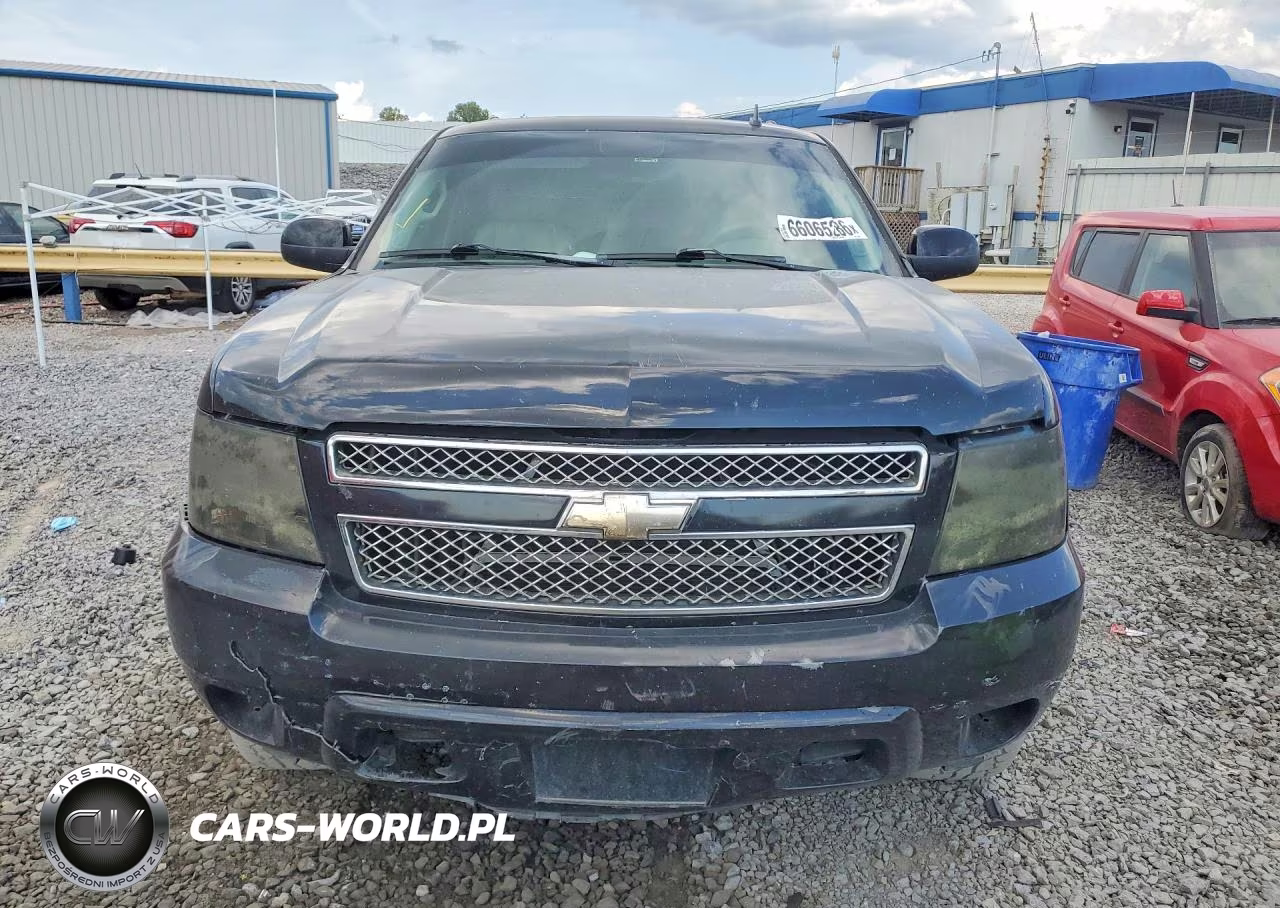 2010 Chevrolet Tahoe Lt VIN:1GNMCBE38AR130524 - 5