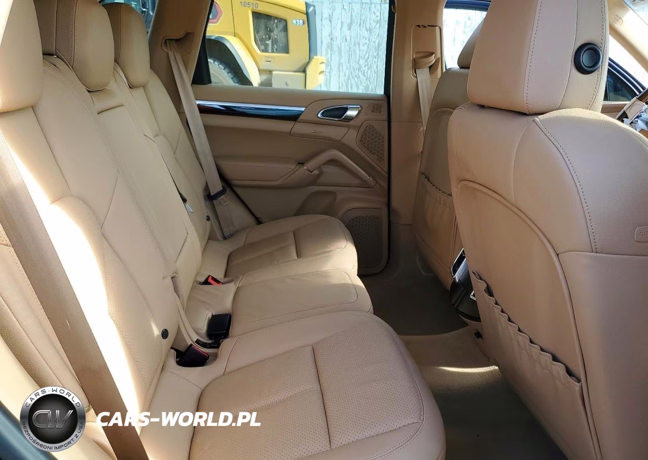 2014 Porsche Cayenne VIN:WP1AA2A29ELA02458 - 11