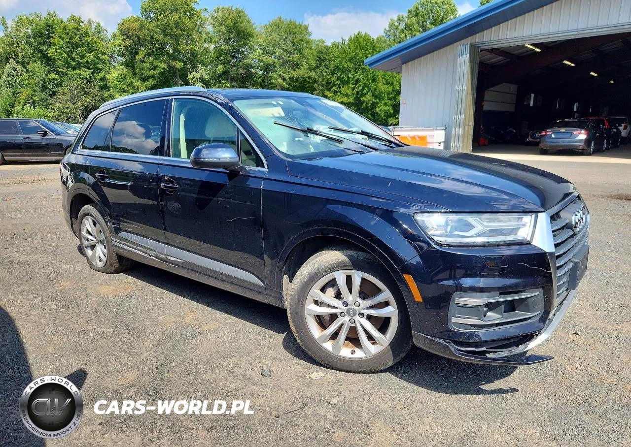 2017 Audi Q7 Premium Plus VIN:WA1LABF7XHD021950 - 4