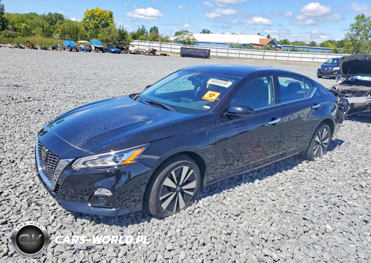 2020 Nissan Altima Sv
