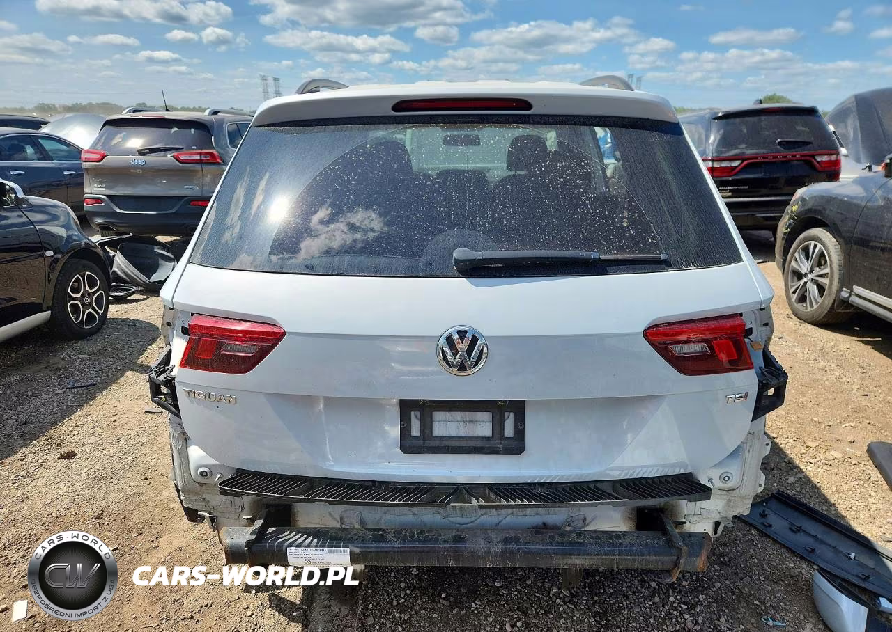 2018 Volkswagen Tiguan S VIN:3VV1B7AX4JM171451 - 6