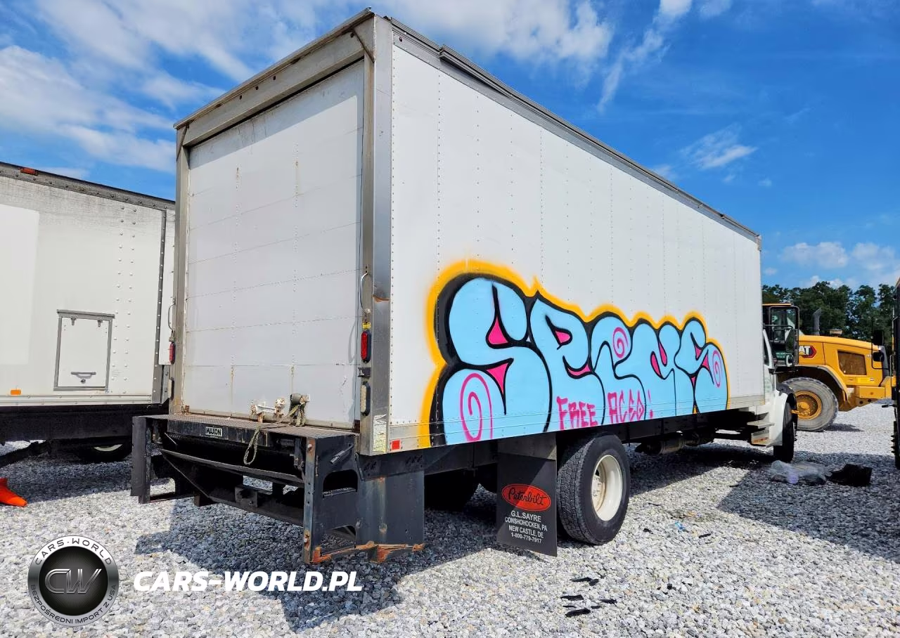 2016 Freightliner M2 106 Med - Box Truck VIN:1FVACWDT2GHGY5642 - 3