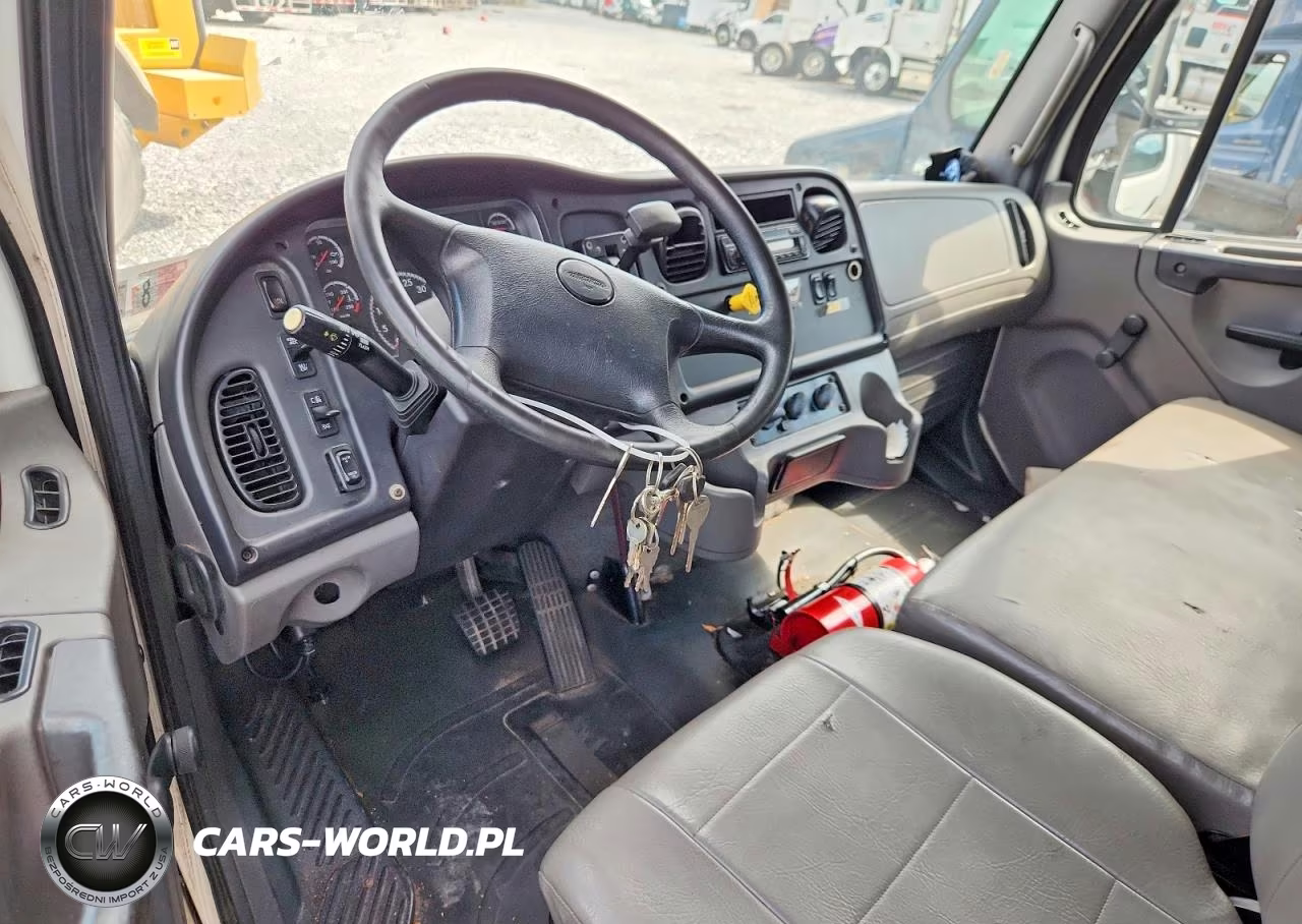 2016 Freightliner M2 106 Med - Box Truck VIN:1FVACWDT2GHGY5642 - 8