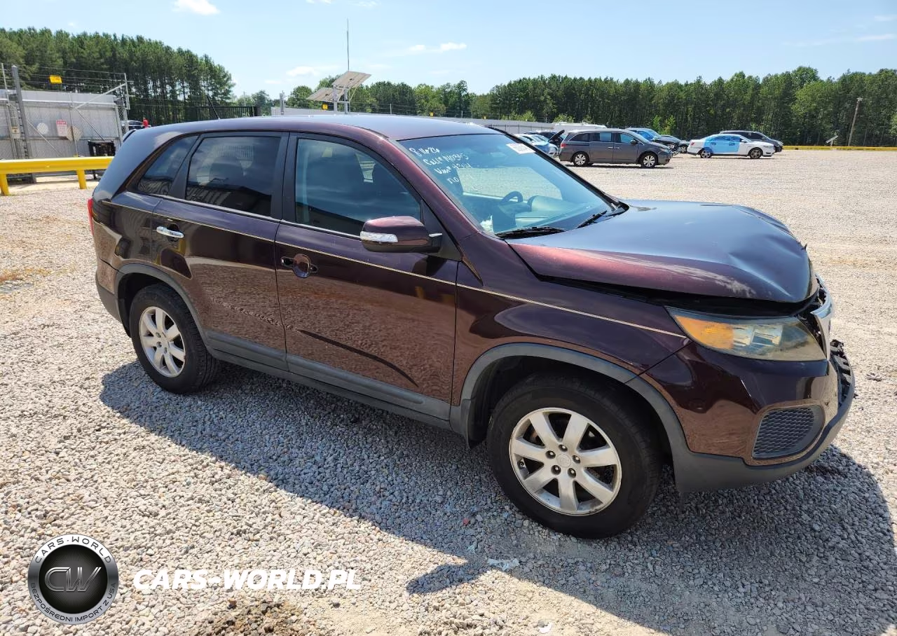2012 Kia Sorento Lx VIN:5XYKT3A15CG199344 - 4