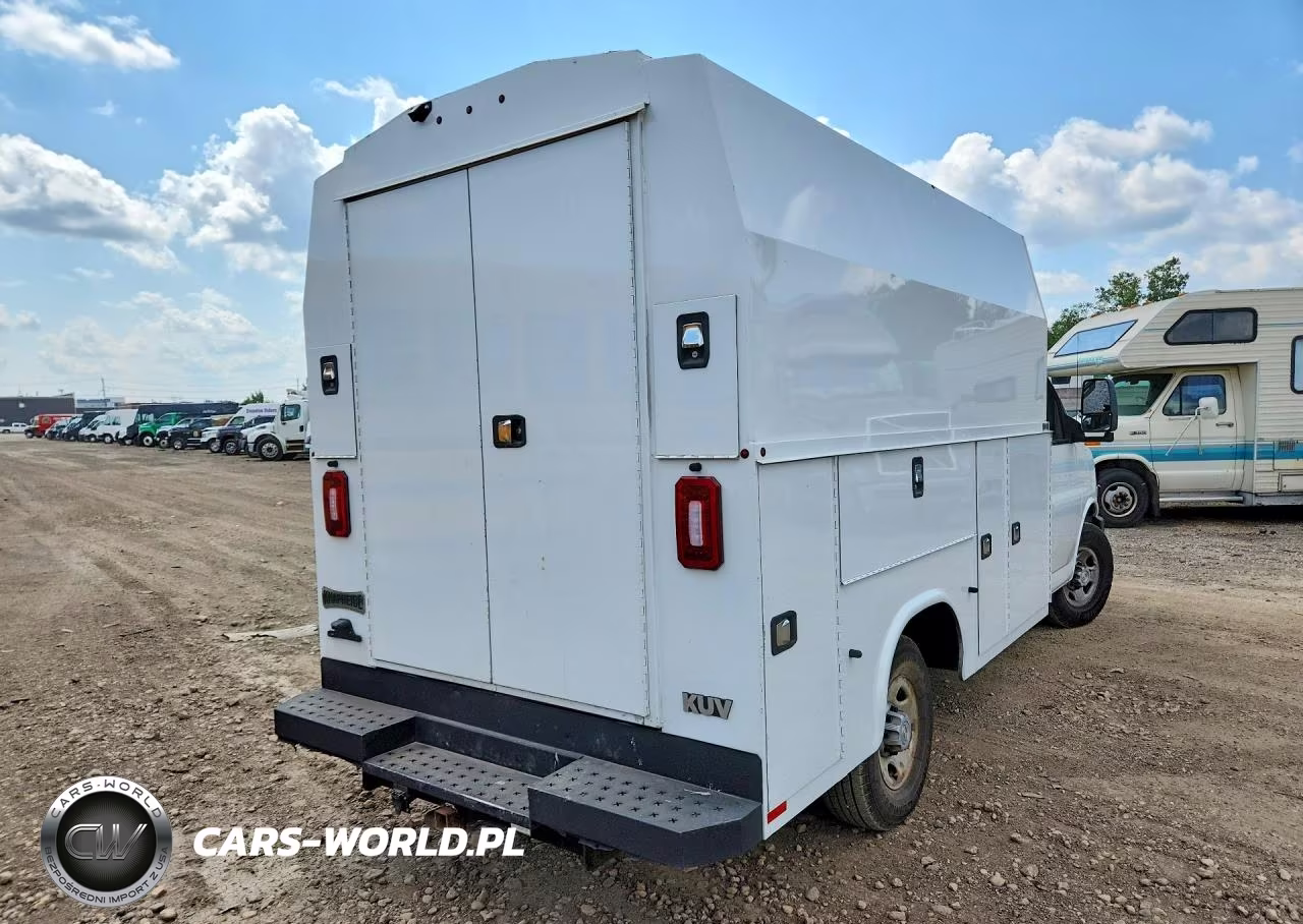 2019 Chevrolet Express G3500 VIN:1GB0GRFG1K1366040 - 3