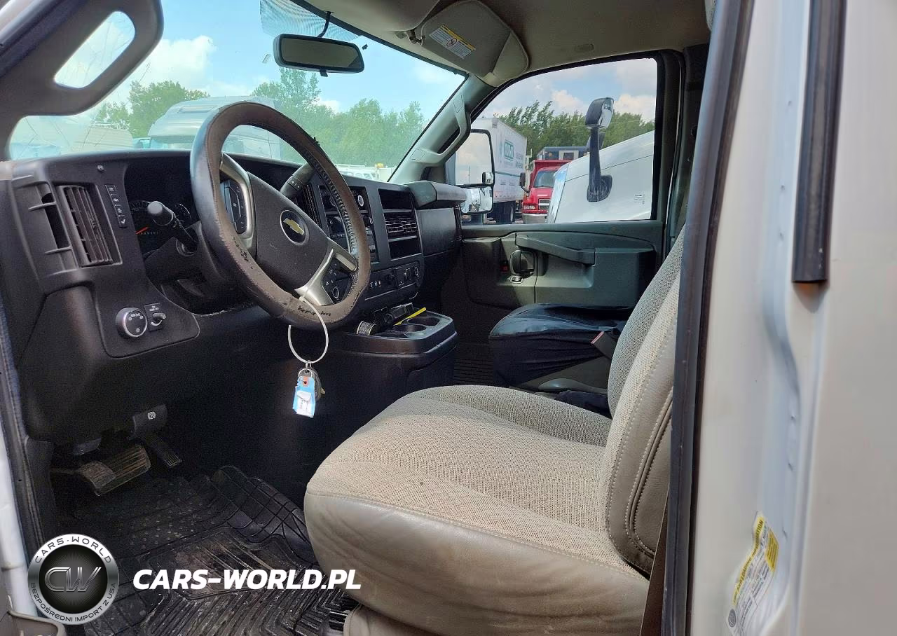 2019 Chevrolet Express G3500 VIN:1GB0GRFG1K1366040 - 7