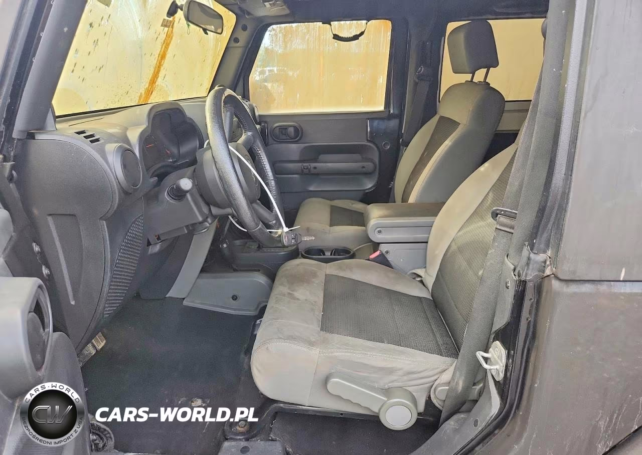 2009 Jeep Wrangler X VIN:1J4FA24199L786487 - 7