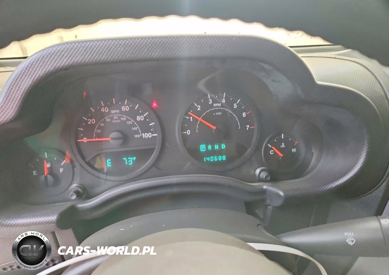2009 Jeep Wrangler X VIN:1J4FA24199L786487 - 9