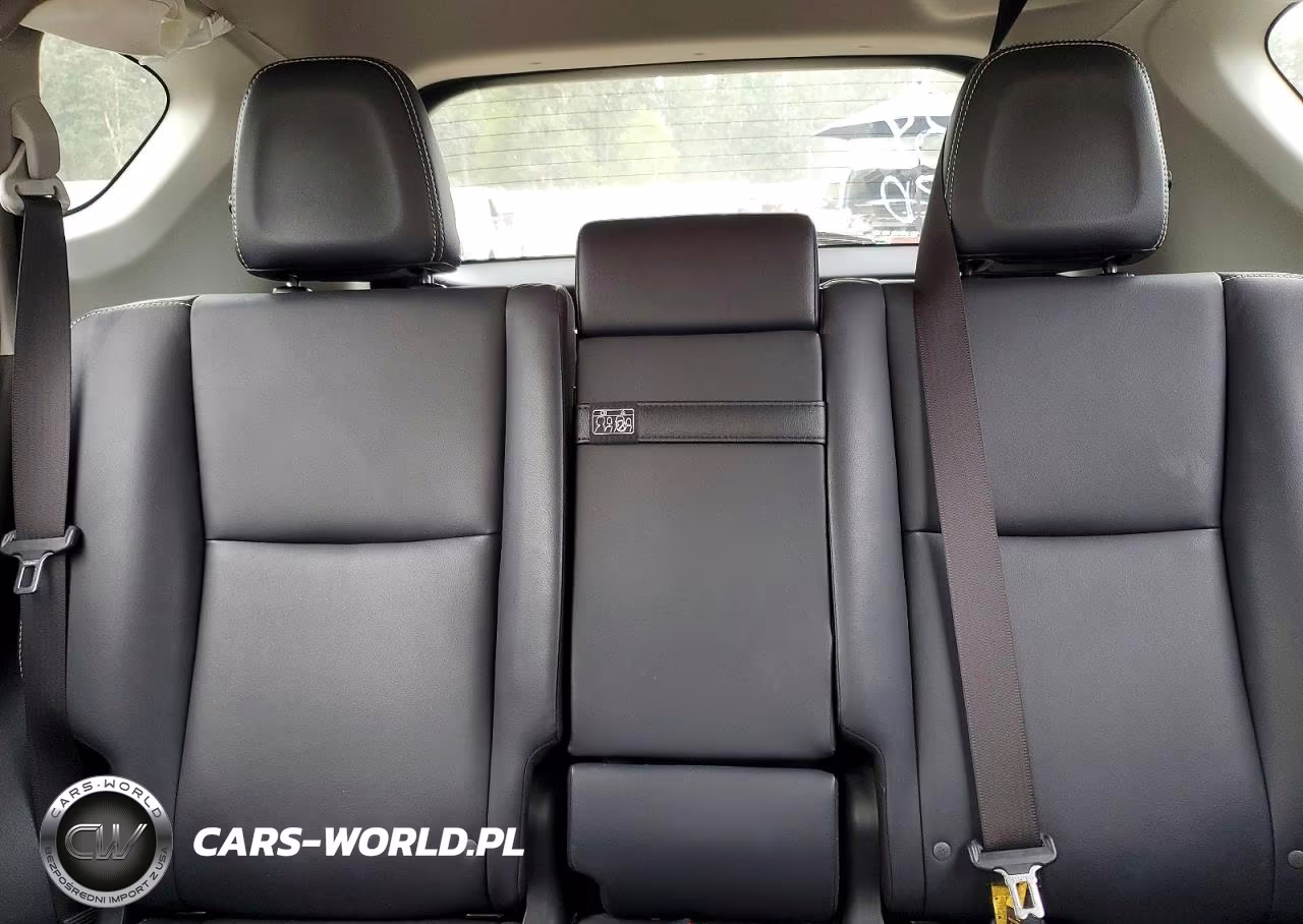 2018 Toyota Rav4 Hv Limited VIN:JTMDJREV0JD214973 - 10