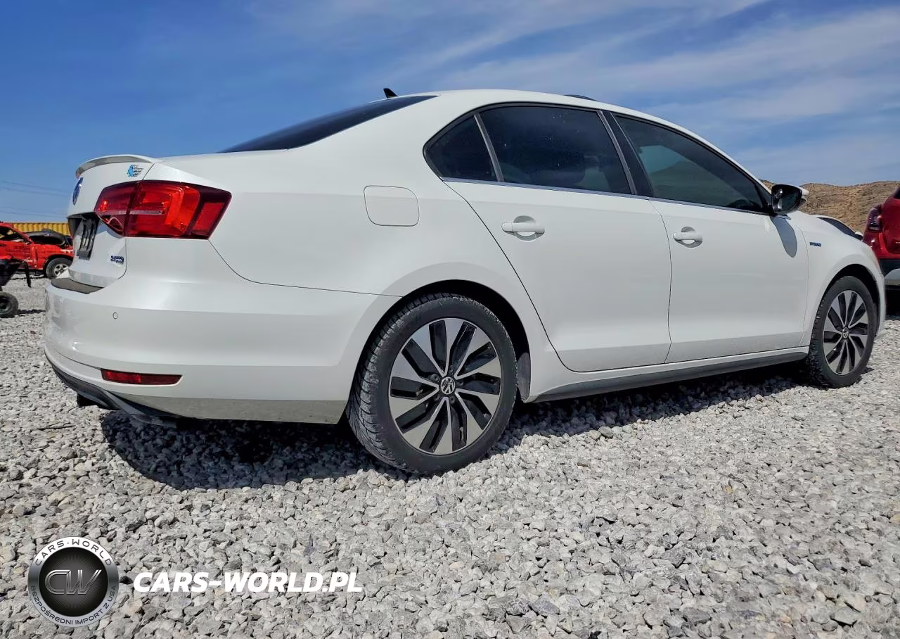 2016 Volkswagen Jetta Hybrid VIN:3VW637AJ4GM340855 - 3