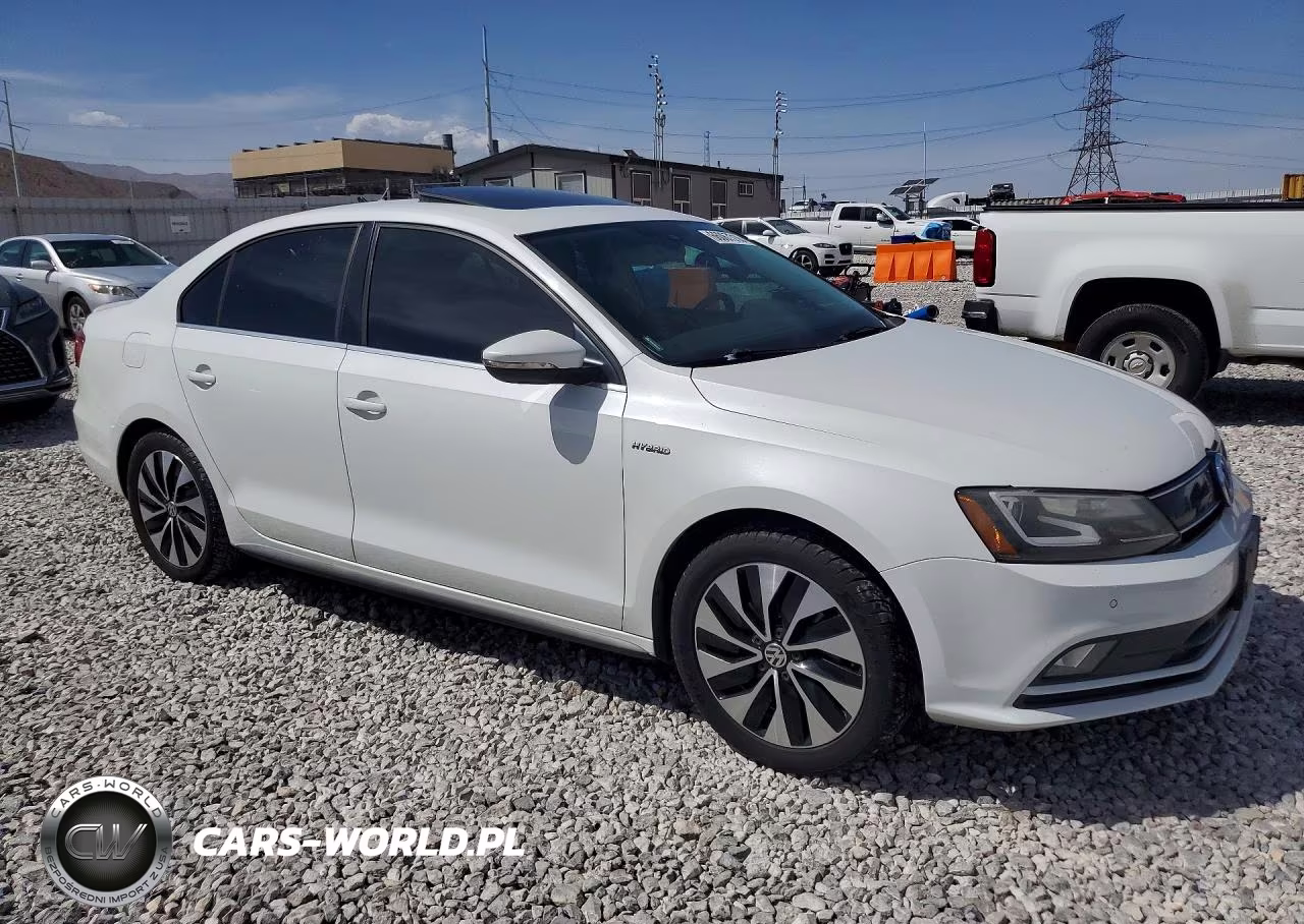 2016 Volkswagen Jetta Hybrid VIN:3VW637AJ4GM340855 - 4