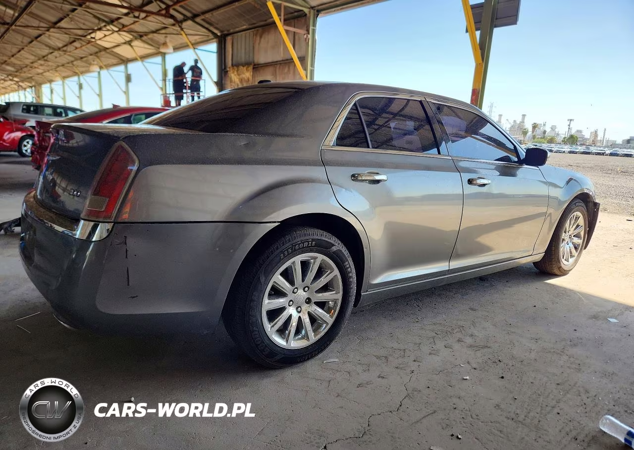 2011 Chrysler 300 Limited VIN:2C3CA5CG5BH584463 - 3