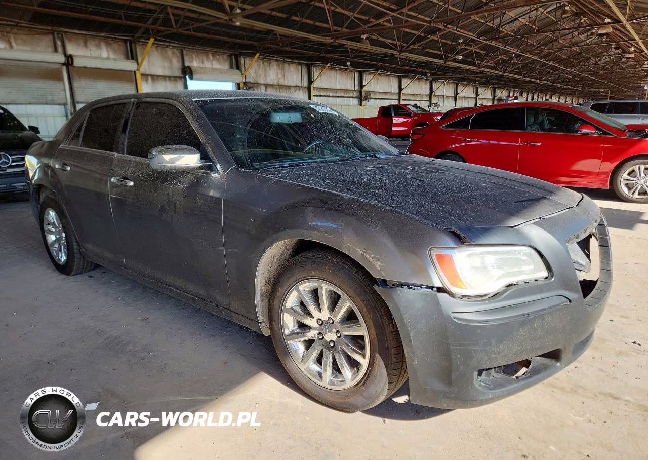 2011 Chrysler 300 Limited VIN:2C3CA5CG5BH584463 - 4