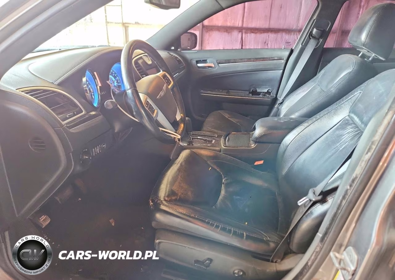 2011 Chrysler 300 Limited VIN:2C3CA5CG5BH584463 - 7