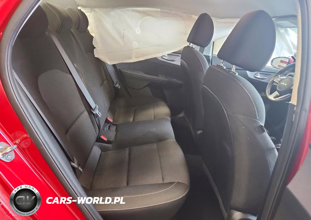 2024 Kia Forte Lxs VIN:3KPF24AD0RE742657 - 10