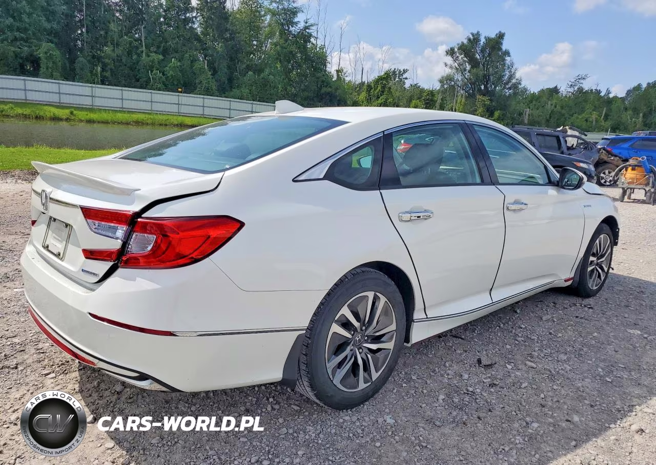 2018 Honda Accord Hybrid Exl VIN:1HGCV3F51JA009581 - 3