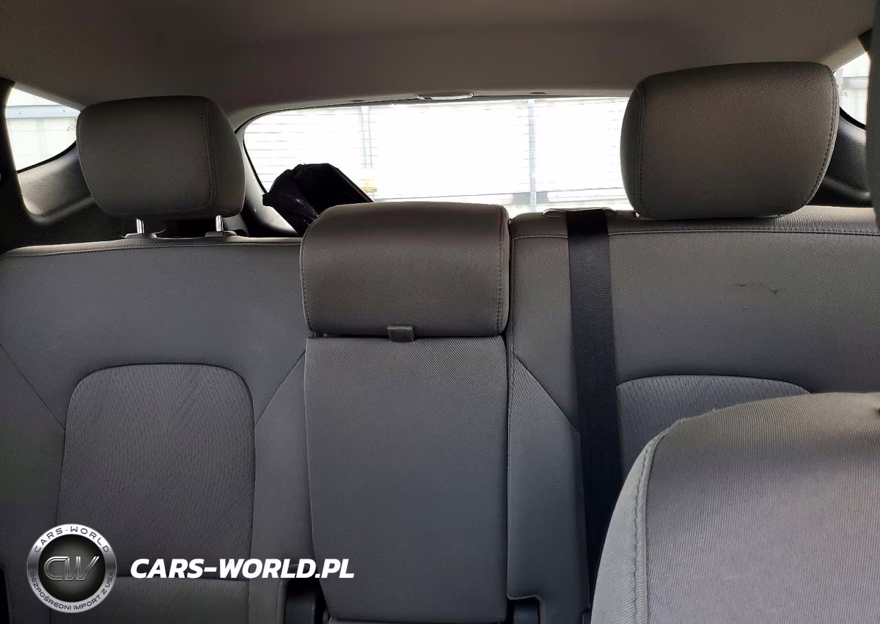 2017 Hyundai Santa Fe Sport 2.4L VIN:5XYZU3LB8HG426180 - 10