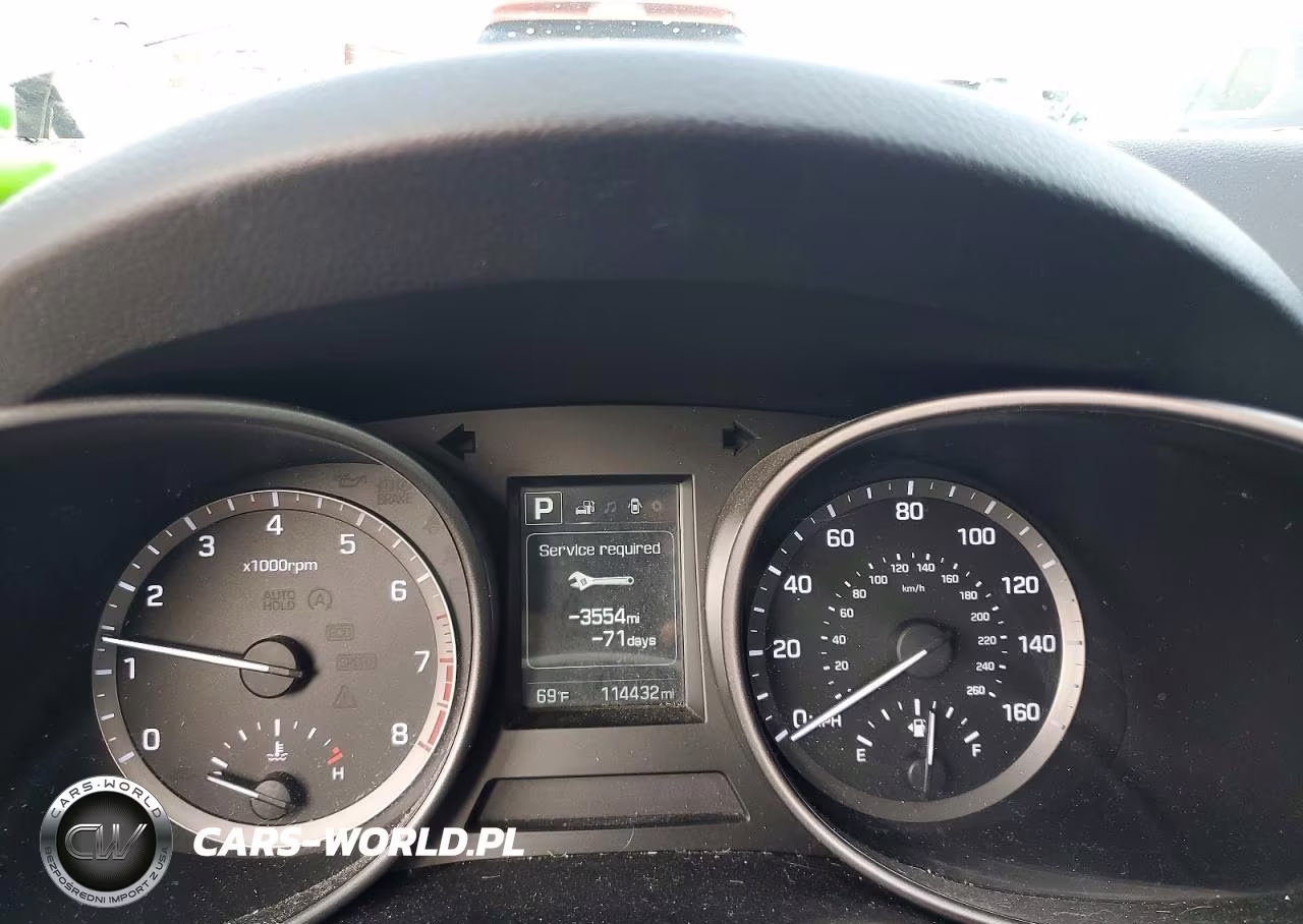 2017 Hyundai Santa Fe Sport 2.4L VIN:5XYZU3LB8HG426180 - 9