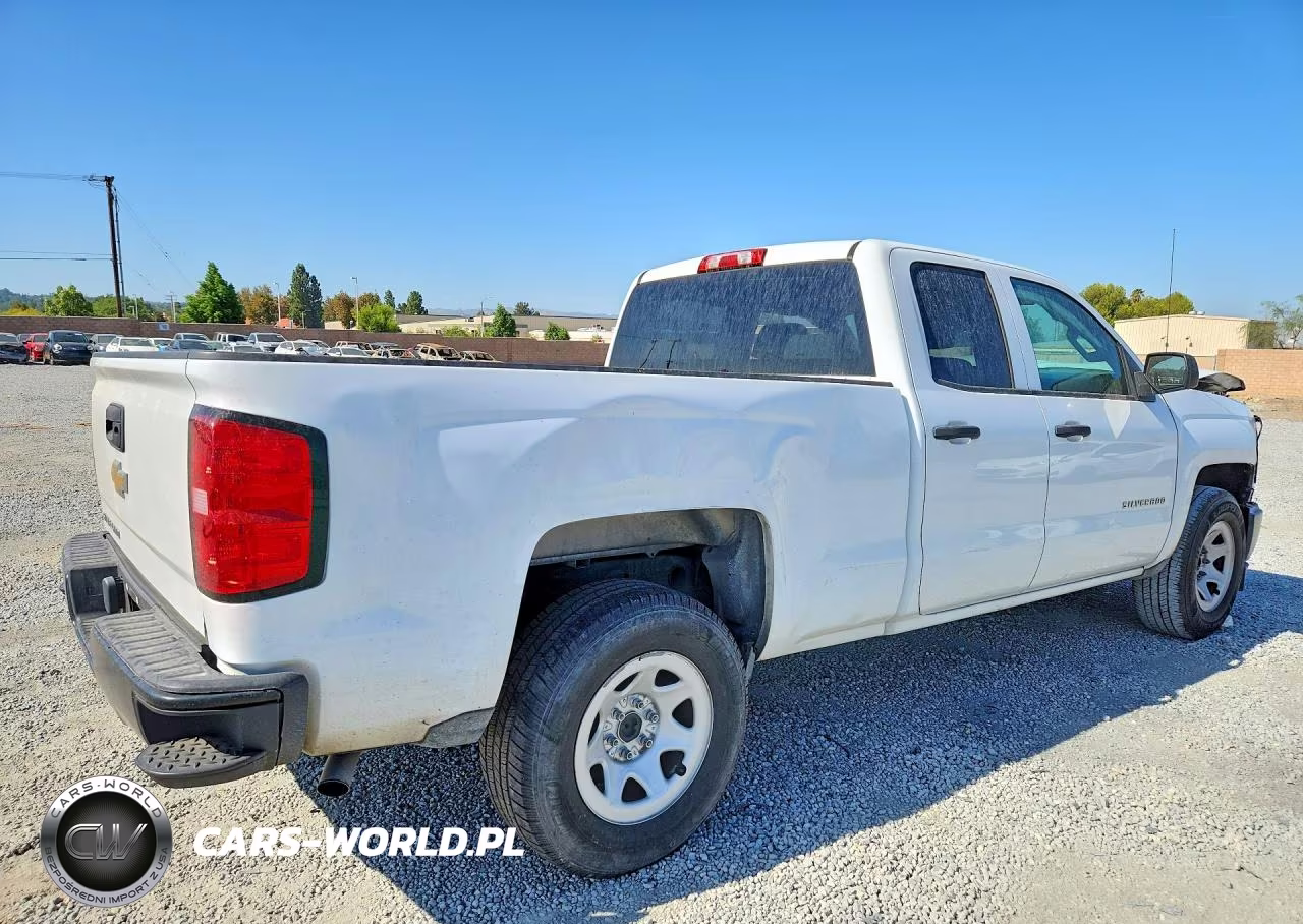 2014 Chevrolet Silverado C1500 VIN:1GCRCPEH7EZ293601 - 3