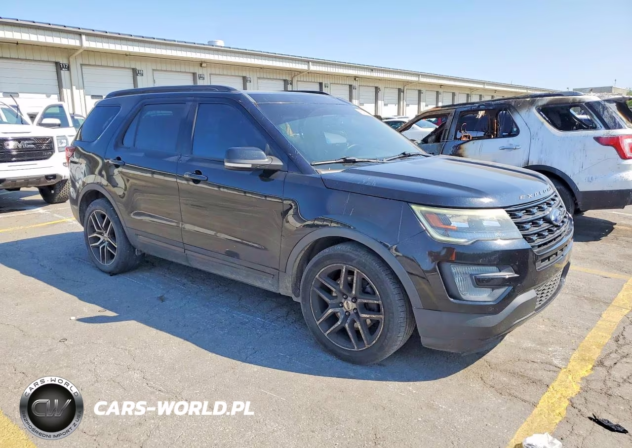 2017 Ford Explorer Sport VIN:1FM5K8GT3HGA02662 - 4