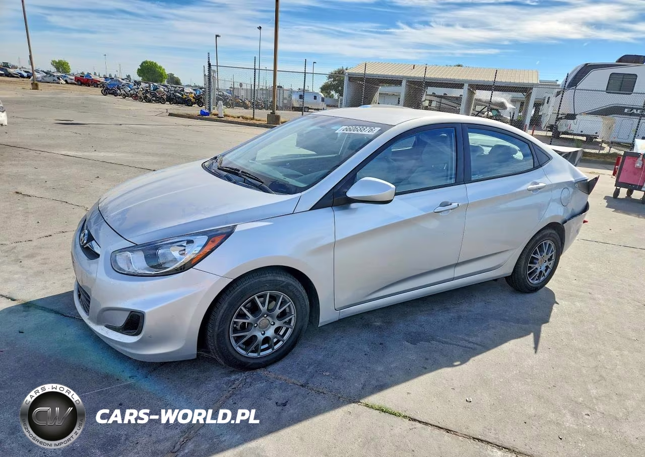 2013 Hyundai Accent Gls VIN:KMHCT4AE3DU558103 - 1